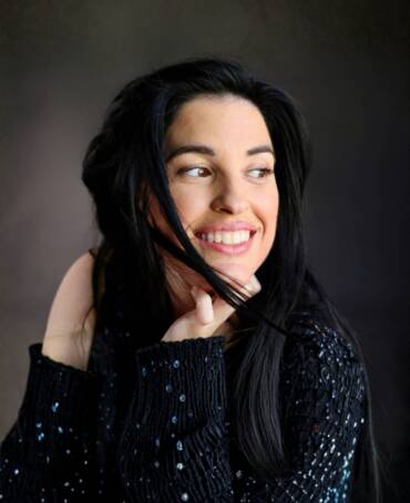 Lauren Cicerone - Headshot